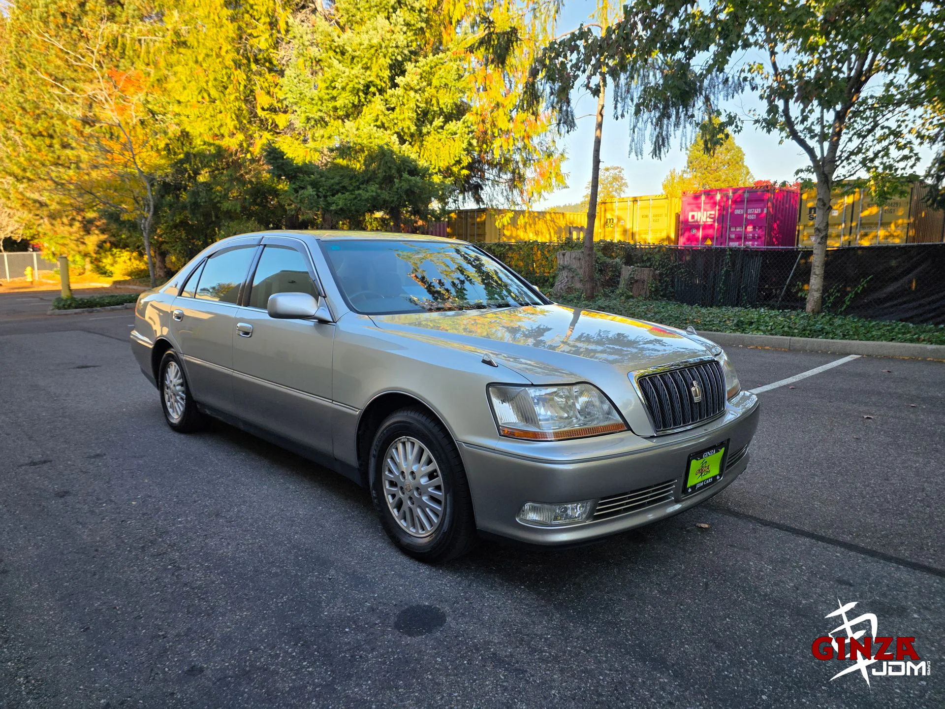 2000 Toyota Crown Majesta