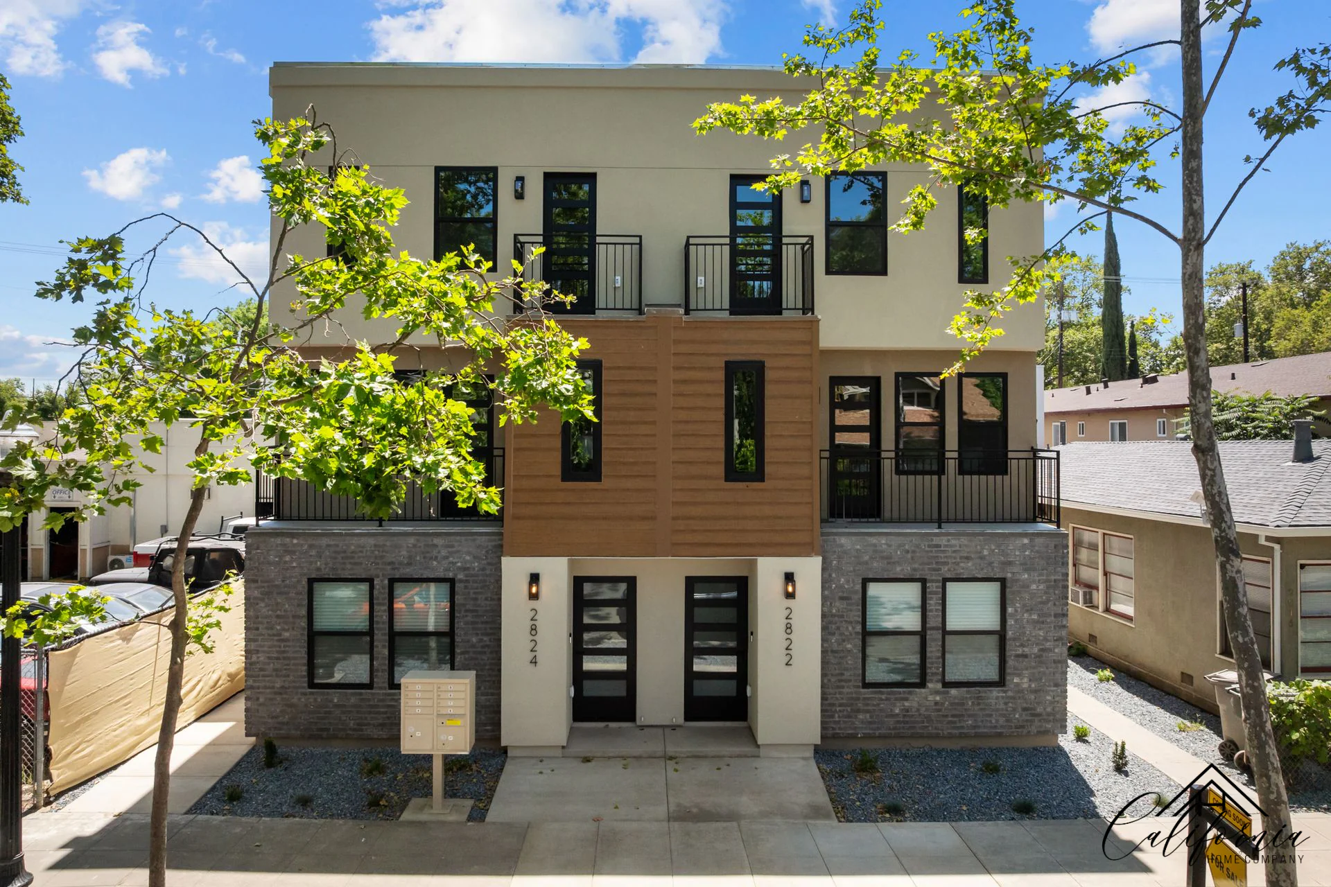 2820-2822 D Street, Sacramento  CA 95816 - California Home Company custom home