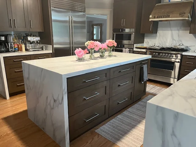 Kitchen remodel with island and quartz countertop in Seattle